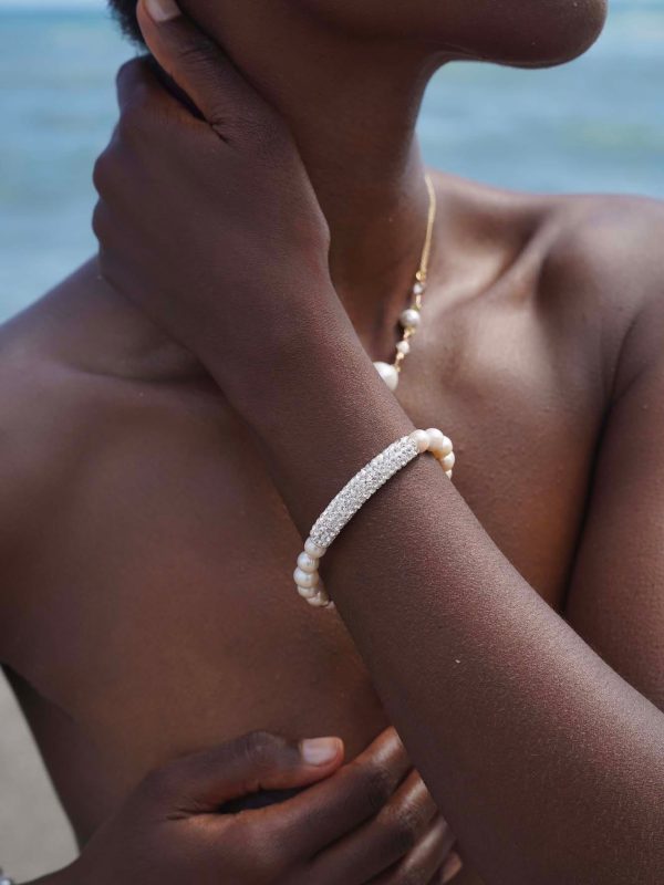 Brazalete Blanco Amor, Joyería Luison