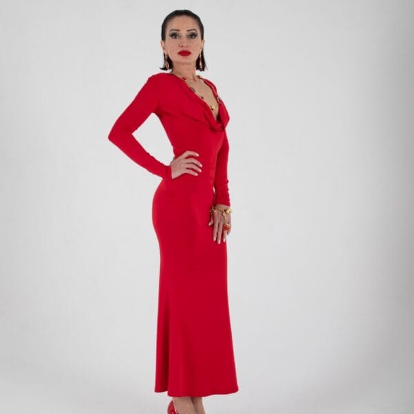 Vestido Rojo Largo con Cuello Oscilante | LUISON