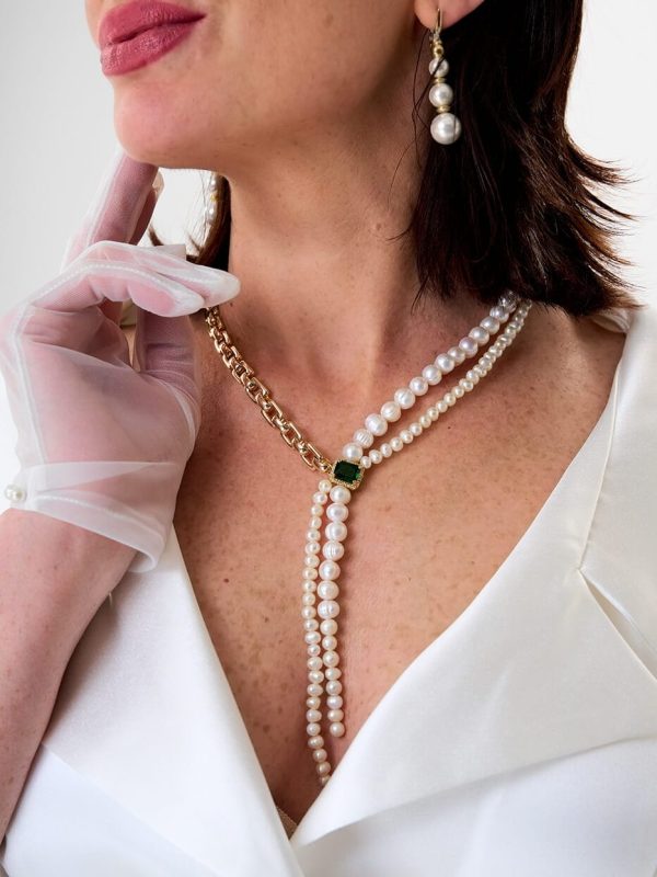 Collar Esmeralda y Perlas Blancas Gold Collar Esmeralda y Perlas Blancas Gold